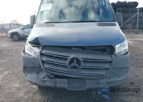 2019 Mercedes-Benz Sprinter 2500 High Roof V6 из США, поврежденный, VIN WD4PF1CD8KT013202
